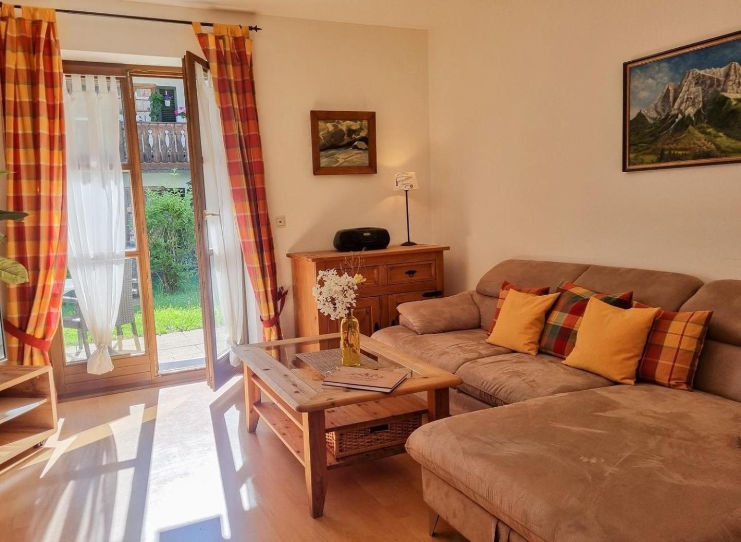 Alpenveilchen -212- Apartment มิทเทนวัลด์ ภายนอก รูปภาพ