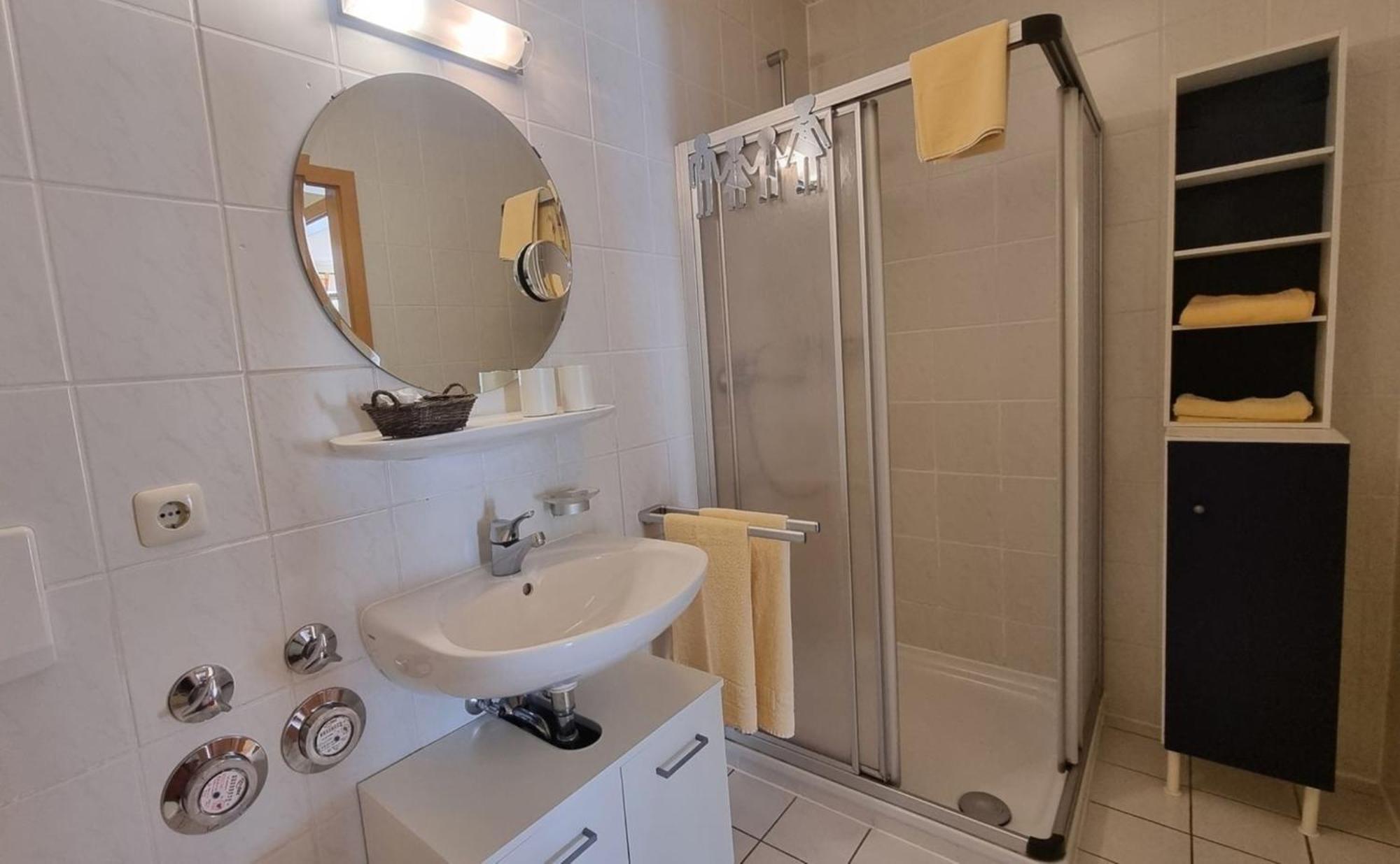 Alpenveilchen -212- Apartment มิทเทนวัลด์ ภายนอก รูปภาพ
